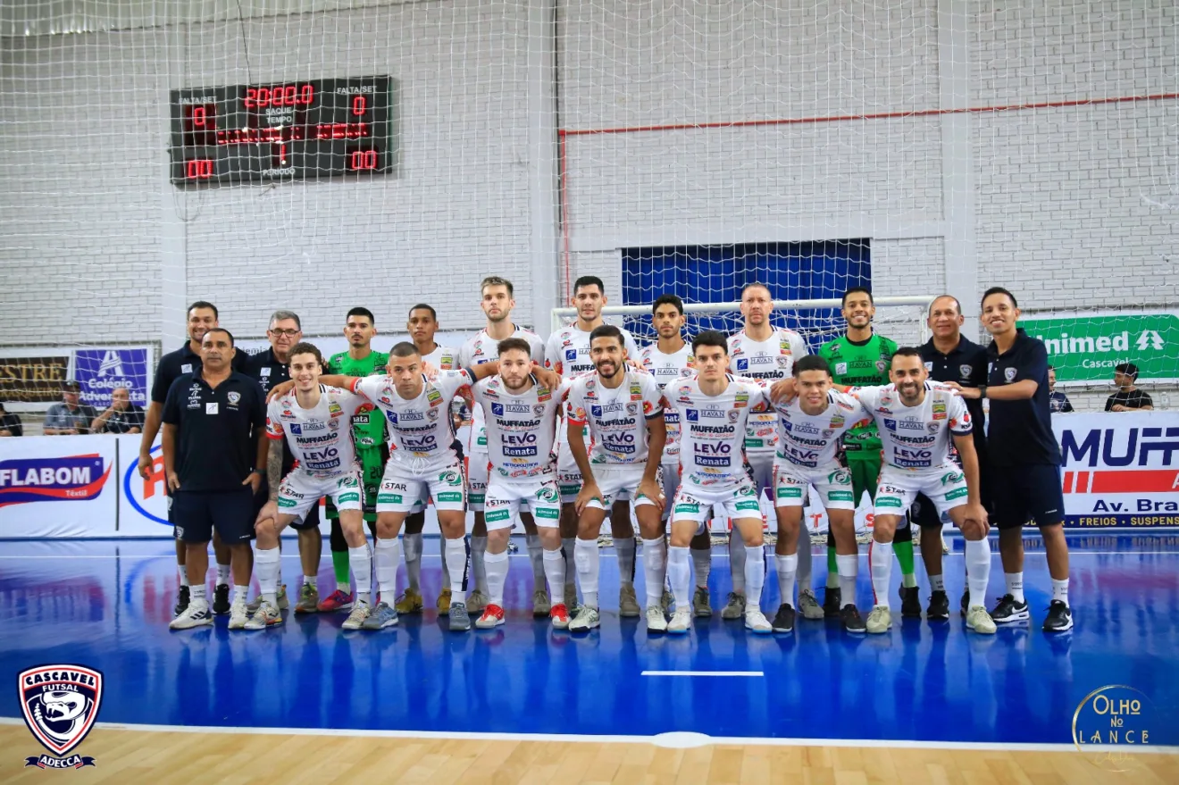 Cascavel Futsal e Campo Mourão empataram no primeiro tempo e jogaram pela Série Ouro no Campeonato Paranaense - Foto: Celso Dias
