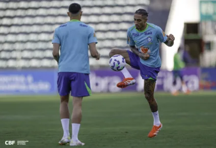 Brasil e Colômbia se enfrentam em um jogo equilibrado. Descubra tudo sobre este clássico do futebol e suas repercussões - Foto: Rafael Ribeiro/CBF

