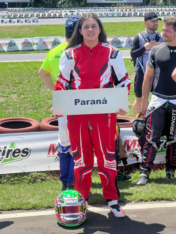 Giovana Marinoski disputa o FIA Girls de Kart em Barueri
