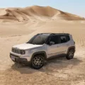 Versão especial e comemorativa aos 10 anos da Jeep no Brasil oferece 1.010 unidades com numeração sequencial, para torná-las ainda mais únicas - Foto: Divulgação