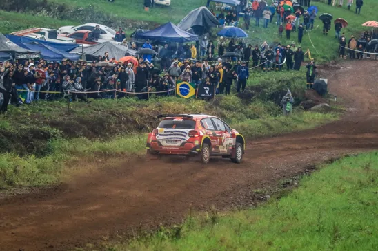 Descubra tudo sobre os Automóveis no Erechim Rally Brasil, evento que atrai competidores de cinco países e muitas emoções - Foto: Divulgação