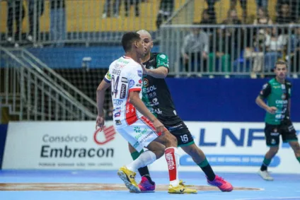 Acompanhe o emocionante jogo entre Pato e Cascavel que pode mudar a liderança do campeonato de Esporte - Foto: Assessoria