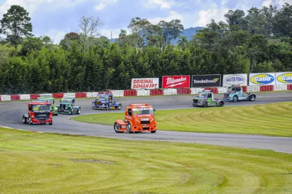 Duda Conci defenderá a liderança da categoria F-Truck em casa e já faz com que a venda de ingressos seja superior as duas últimas temporadas - Foto: Tiago Soares/Divulgação