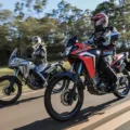 Campanha destaca como o capacete, equipamento obrigatório reduz ferimentos graves e mortes entre motociclistas - Foto: Divulgação