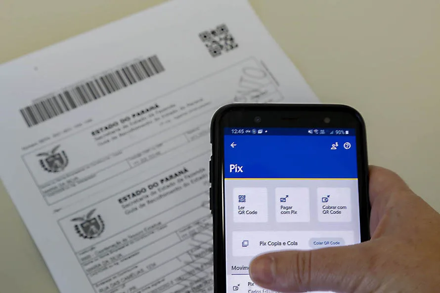 Alerta sobre o IPVA: crescem os golpes e fraudes na hora de pagar o imposto. Esteja ciente e proteja seus dados - Foto Gilson Abreu/AEN Alerta sobre o IPVA: crescem os golpes e fraudes na hora de pagar o imposto. Esteja ciente e proteja seus dados - Foto Gilson Abreu/AEN