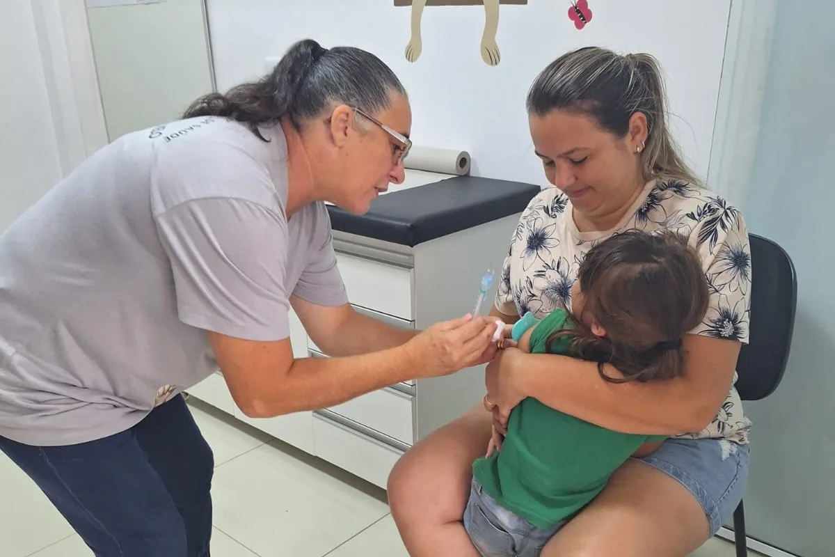 Saiba mais sobre a gripe em Cascavel e como o surto de SRAG afeta a saúde pública, especialmente entre crianças - Foto: AEN Saiba mais sobre a gripe em Cascavel e como o surto de SRAG afeta a saúde pública, especialmente entre crianças - Foto: AEN