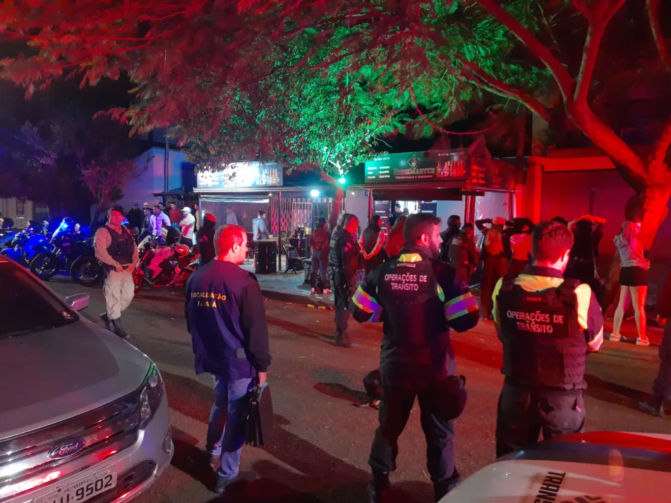 Operação integrada interdita quatro estabelecimentos comerciais Operação integrada interdita quatro estabelecimentos comerciais