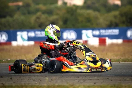 Enzo Faita se prepara para o Campeonato Mundial FIA Karting na Itália. Descubra os automóveis que ele usará na competição - Foto: Divulgação