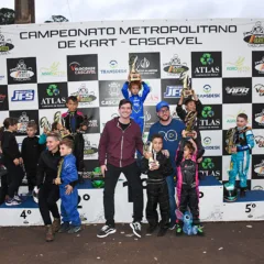 A categoria Escola proporciona à criançada o primeiro contato com o kart - Foto: Tiago Guedes