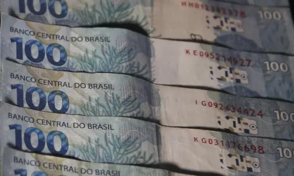 O Brasil apresenta um novo cenário econômico: PIB em alta e dólar projetado em R$ 5,82. Confira os detalhes - Foto: José Cruz/Agência Brasil