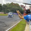 Com o terceiro lugar conquistado em Guaporé, o catarinense Túlio Bendo garantiu a liderança da categoria GT Truck - Foto: Tiago Soares