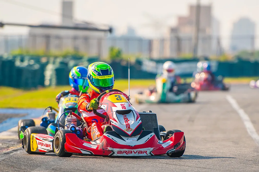 Firás Fahs liderou boa parte da corrida 2 da 4ª etapa da Copa São Paulo Light de Kart, disputada sábado no Kartódromo de Interlagos - Foto: Bruno Gorski/Divulgação Firás Fahs liderou boa parte da corrida 2 da 4ª etapa da Copa São Paulo Light de Kart, disputada sábado no Kartódromo de Interlagos - Foto: Bruno Gorski/Divulgação