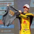 O paranaense Gabriel Casagrande, tricampeão da Stock Car, encara a pista cascavelense como a oportunidade de arrancar para o tetra - Foto: Divulgação