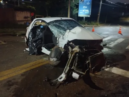 Grave capotamento mata uma pessoa e deixa mais três em estado grave e uma ferida