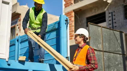 Participe da Campanha Construção Solidária 2025 e ajude a transformar materiais em oportunidades para a comunidade - Foto: Divulgação