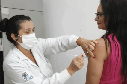 A vacina contra a gripe está disponível em Cascavel. Proteja-se! Vacina disponível para todos a partir de seis meses - Foto: Secom