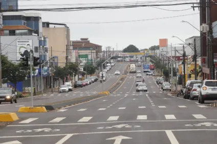 A nova Avenida Carlos Gomes está pronta após vinte meses de trabalho, trazendo melhorias significativas para a região - Foto: Secom
