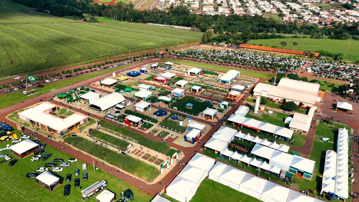 Conheça o Copacol e suas inovações em agricultura e pecuária. Descubra o impacto positivo na vida dos cooperados - Foto: Comunicação/Copacol Conheça o Copacol e suas inovações em agricultura e pecuária. Descubra o impacto positivo na vida dos cooperados - Foto: Comunicação/Copacol