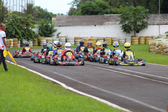 Foz homenageia Marcos Rosa