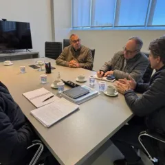 Costenaro, Elias Zydek, Alci Rotta Junior e Danilo Vendrusculo durante reunião na Acifi
