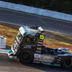 COPA TRUCK: Roberval Andrade aprova nova chicane em dia de testes