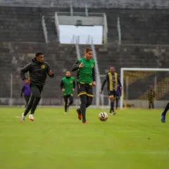 Durante a semana, a Serpente treinou no gramado do Olímpico, palco do jogo deste sábado - Foto: Assessoria