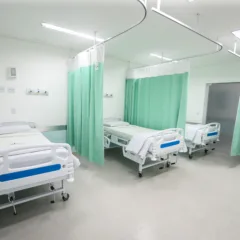O governador Carlos Massa Ratinho Júnior inaugura nesta quarta-feira (16),   a reforma do pronto-socorro do Hospital São Vicente de Paulo, de Guarapuava (região central). Guarapuava, 16/10/2019 -  Foto: Geraldo Bubniak/AEN