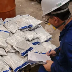 Destinação de defensivos ilegais tem retração