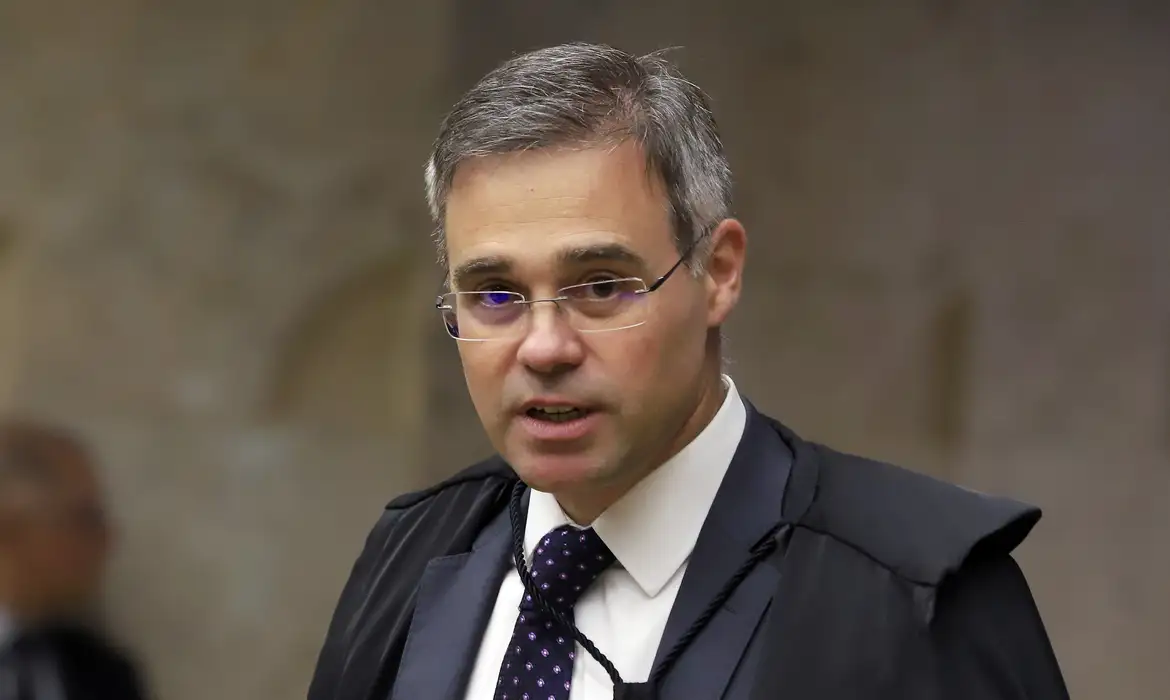 Entenda a posição de André Mendonça do STF sobre a remoção de conteúdos em redes sociais e a defesa de direitos dos usuários - Foto: Nelson Jr./SCO/STF