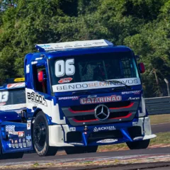 Túlio Bendo venceu as etapas de Interlagos e Rivera e lidera a categoria GT Truck com uma vantagem de 30 pontos para o vice-líder - Foto: Tiago Soares/Divulgação