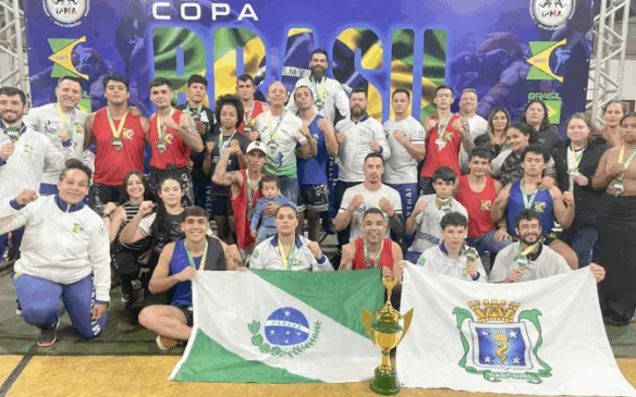 Atletas de Cascavel brilharam na Copa Brasil de Muay Thai, conquistando 14 medalhas de ouro e colocando a cidade em destaque - Foto: Secom Atletas de Cascavel brilharam na Copa Brasil de Muay Thai, conquistando 14 medalhas de ouro e colocando a cidade em destaque - Foto: Secom