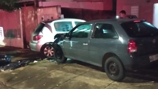 Polícia Militar atende acidente em Cascavel com veículo Gol e Peugeot. Veja quem foi identificado após a colisão - Foto: Divulgação