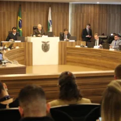 Reunião ocorreu no início da tarde desta terça-feira (10), no Auditório Legislativo.
Créditos: Valdir Amaral/Alep