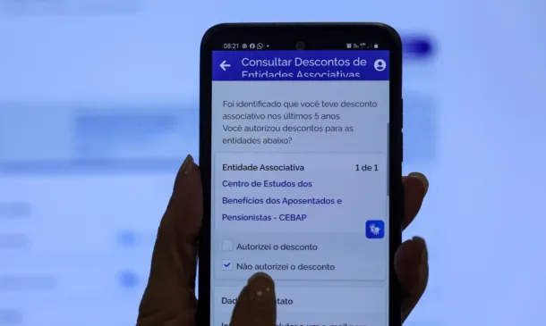 Aposentados podem verificar mensalidades associativas relacionadas à Economia nas agências dos Correios a partir de 16 de outubro - Foto:  Joédson Alves/Agência Brasil