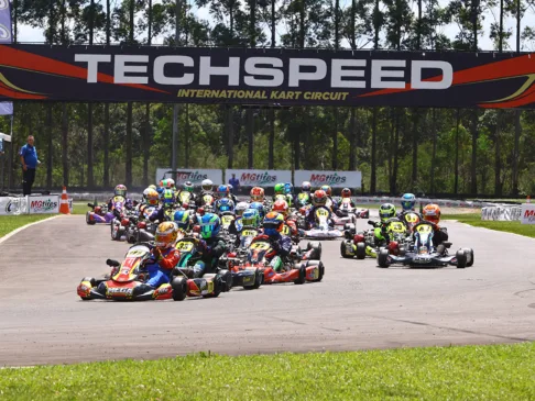 Acompanhe a 28ª edição do Campeonato Sul-Brasileiro de Kart e os incríveis automóveis que irão participar do evento em Nova Santa Rita - Foto: Divulgação