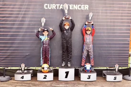 Nicolas Raitani (vice-campeão), Higor Becker (campeão) e Luís Costa (terceiro colocado) formaram o pódio da categoria Cadete - Foto: Divulgação
