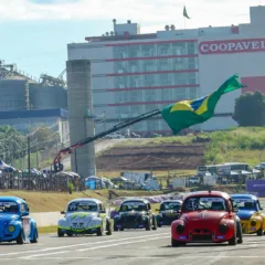 Fique por dentro dos Automóveis e a emoção da 2ª etapa da Fórmula Fusca Brasil no Autódromo Orlando Moura - Foto: Lu Flores 