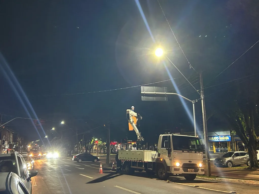 Saiba mais sobre a Iluminação pública com LED que moderniza a cidade e torna as ruas mais seguras e eficientes - Foto: Divulgação Saiba mais sobre a Iluminação pública com LED que moderniza a cidade e torna as ruas mais seguras e eficientes - Foto: Divulgação