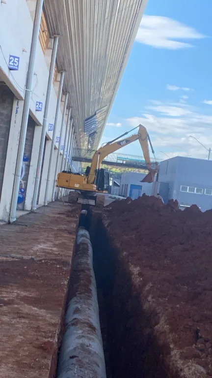 Acompanhe as obras para a canalização de água pluvial no Autódromo Zilmar Beux em Cascavel e suas implicações para os automóveis - Foto: Divulgação