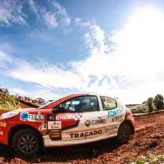 A dupla Alexandre Blume e Evandro Frigo, de Nova Prata, defenderá a liderança da categoria Rally 5 Light - Foto:
 Edson Castro/Divulgação