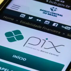 Conheça o Pix Automático e agende despesas recorrentes de forma prática e rápida com esta nova ferramenta do Banco Central - Foto: Marcello Casal jr/Agência Brasil