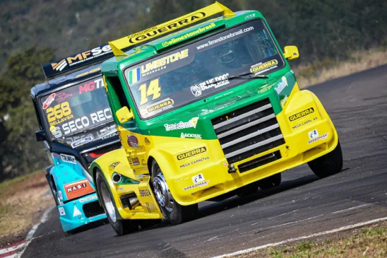 O paranaense Márcio Limestone, campeão da Copa SpeedMax no ano passado, conquista sua primeira vitória em 2025. Fotos: Tiago Soares/Divulgação