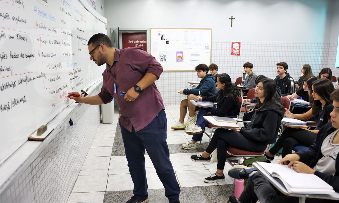 Não perca o prazo! Inscreva-se na Prova Nacional Docente até 25 de março e abra portas para o magistério público - Foto: José Cruz/Agência Brasil