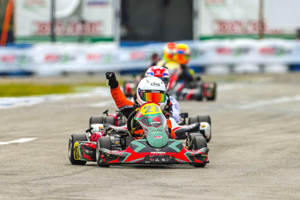 Aos 9 anos, Igor Ohpis é campeão na Mirim, a categoria dos pilotos mais jovens do kartismo brasileiro - Foto: Divulgação