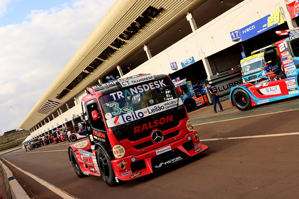 Ricardo Alvarez encara a etapa de Cascavel como divisor de água em relação a disputa do título da categoria Elite na Copa Truck - Foto: Claudio Kolodziej