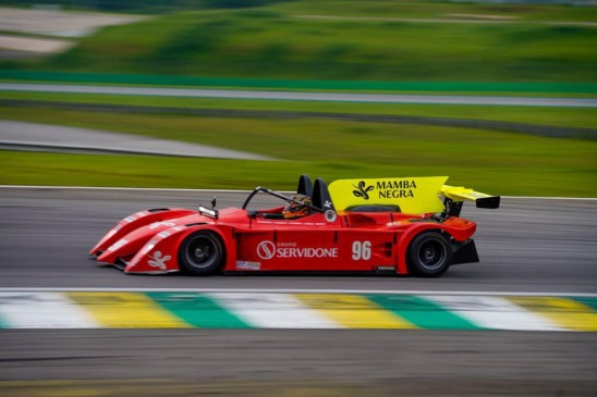 O protótipo Mamba Negra 2S da dupla Marcelo Servidone/Marcelo Henriques foi o primeiro carro inscrito na prova - Foto: Cláudio Kolodziej/Divulgação