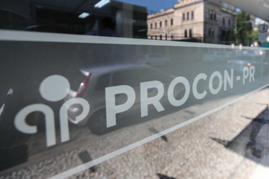 Saiba como o Procon-PR atendeu 123.393 demandas em 2025 e os impactos do crescimento nas solicitações online -  Foto: Geraldo Bubniak/ANPr