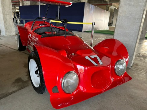O 'Patinho Feio', carro artesanal construído nos anos 60 para provas longas estará na exposição - Foto: Divulgação O 'Patinho Feio', carro artesanal construído nos anos 60 para provas longas estará na exposição - Foto: Divulgação
