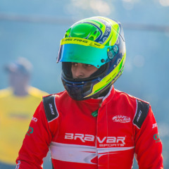 Firás Fahs é um dos paranaenses que integram o grupo dos cotados a brigar por títulos na Copa Brasil de Kart - Foto: Bruno Gorski/Divulgação