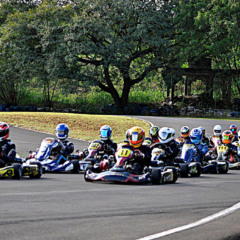 Confira os detalhes da 3ª etapa do Campeonato Paranaense Light de Kart e os automóveis que participarão das disputas - Foto: Daniel Procópio/Divulgação